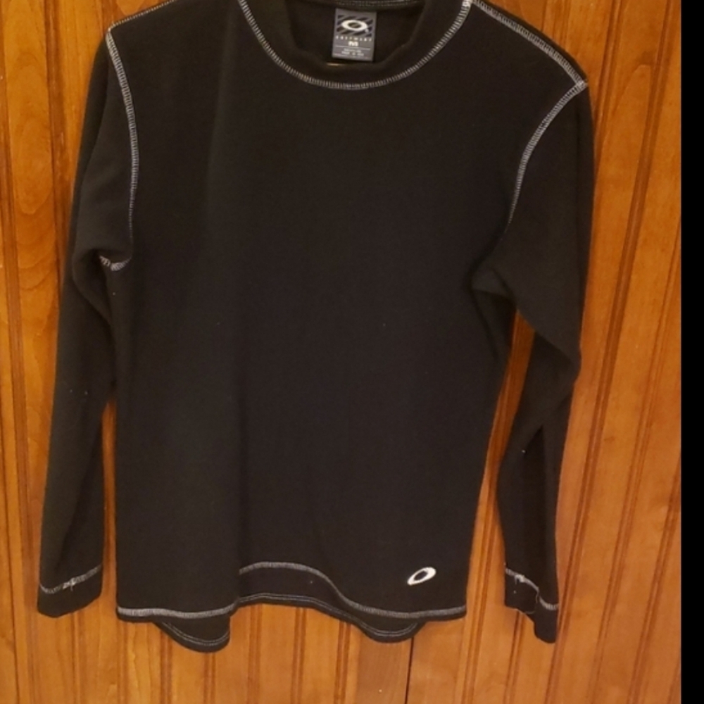 Oakley Black Fleece  Medium